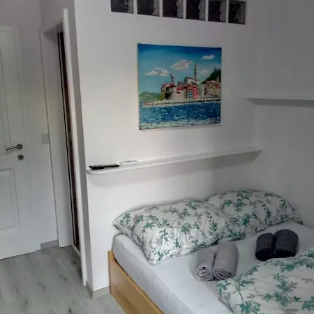 Apartment Apartma Na Vasi Secovlje